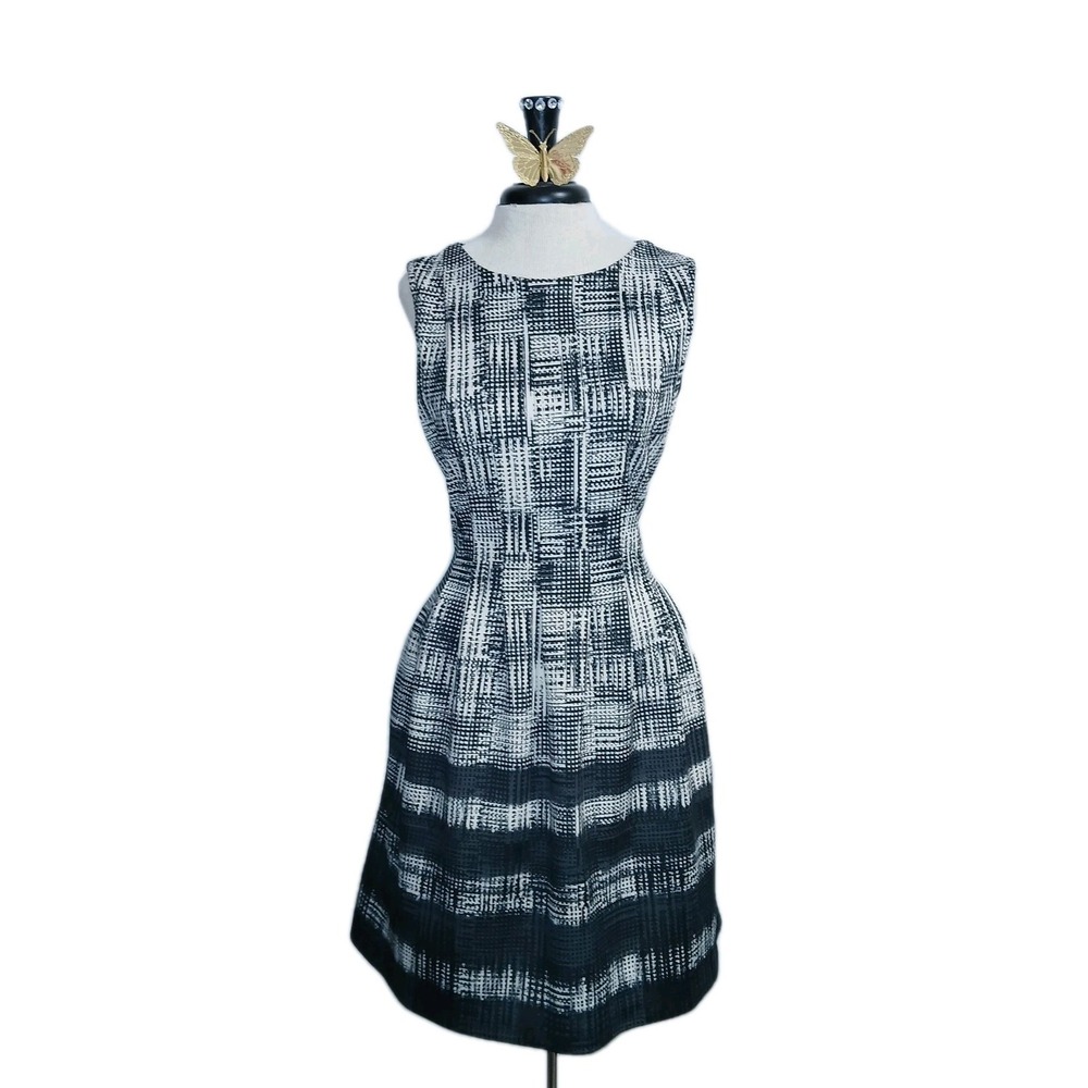 Vince Camuto Women Fit & Flare A Line Dress 10 Black White Scuba Border Pockets